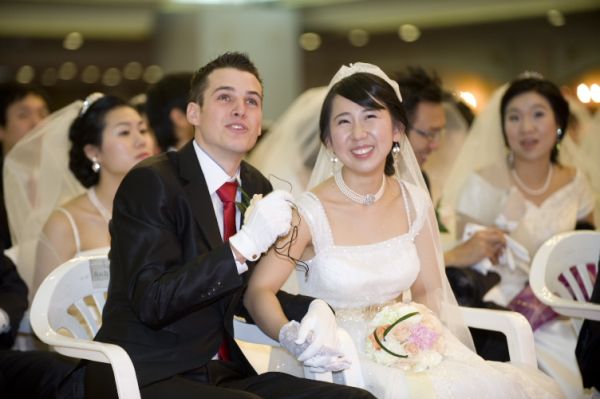 ２月１日 2009年 文鮮明先生卒寿記念 太平聖代神文明平和祝福結婚式