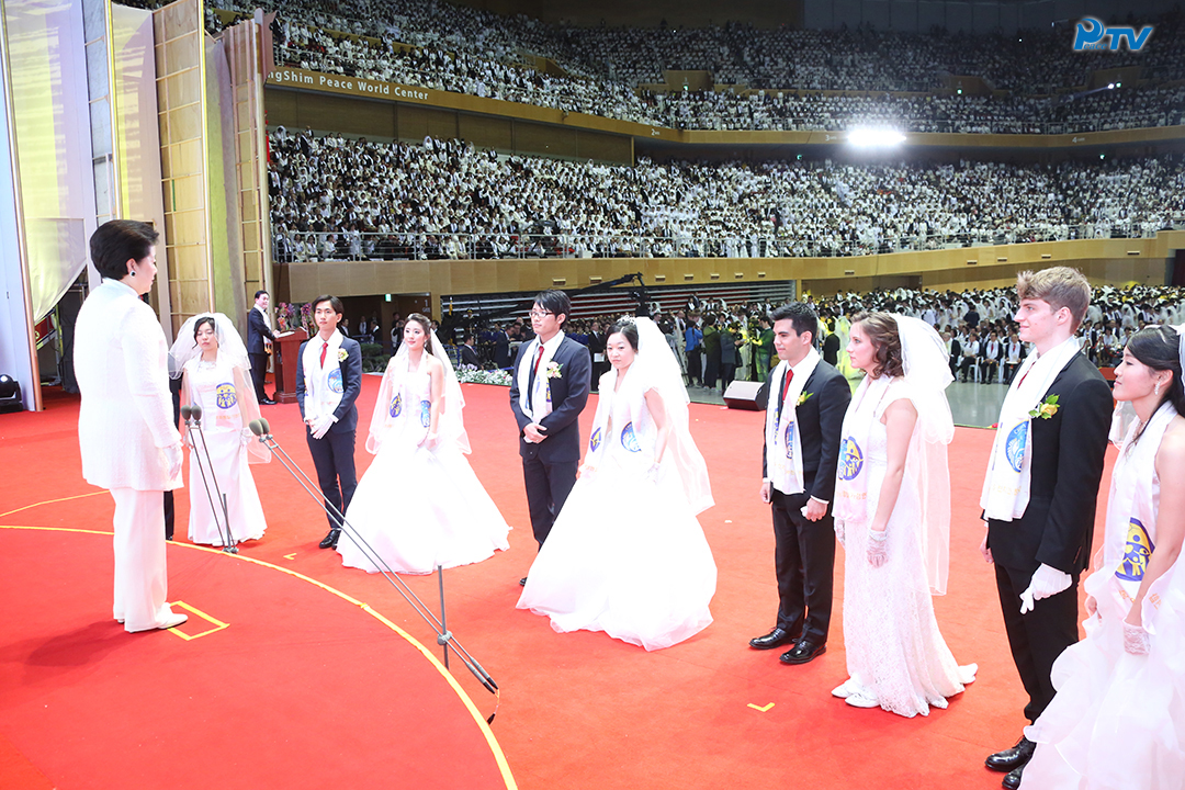 基元節2周年記念式 および 2015 天地人真の父母天宙祝福式(2015.3.3)